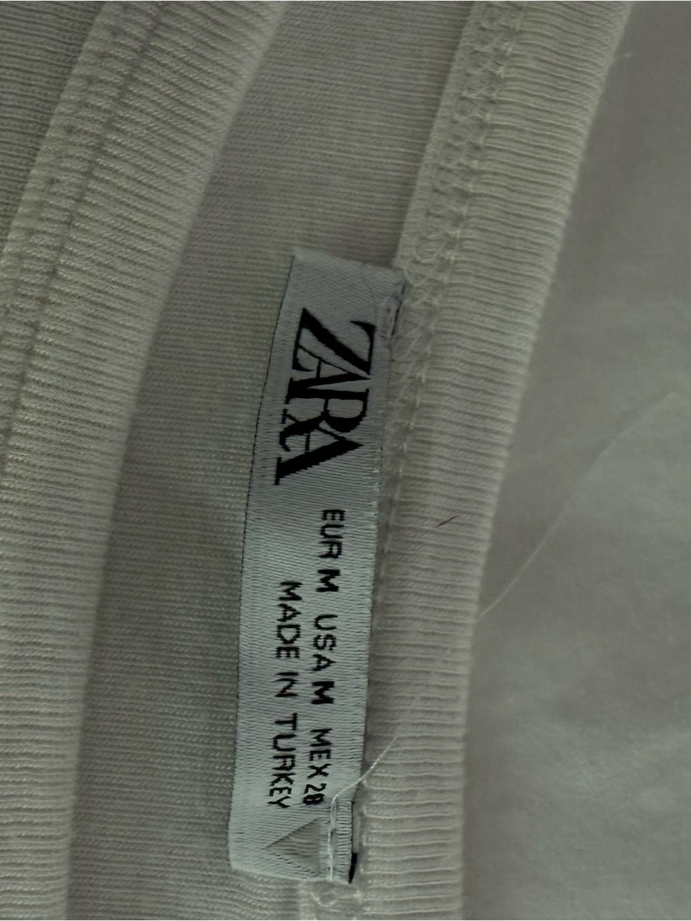 ZARA Off-White Ribbed Crew Tee